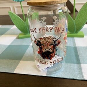 Glass tumbler with bamboo lid & straw - vinyl decal for country girls